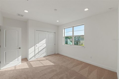 House in Saint Cloud, Florida 5 bedrooms, 252.42 sq.m. № 1888625 - photo 29