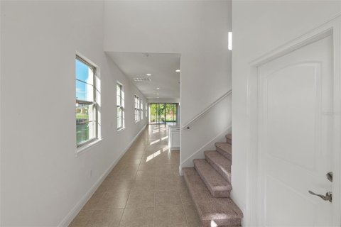 House in Saint Cloud, Florida 5 bedrooms, 252.42 sq.m. № 1888625 - photo 8