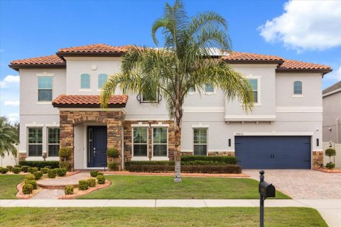 House in Orlando, Florida 5 bedrooms, 406.63 sq.m. № 1514805 - photo 13