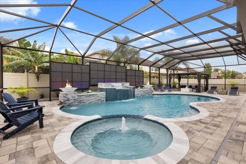 House in Orlando, Florida 5 bedrooms, 406.63 sq.m. № 1514805 - photo 3