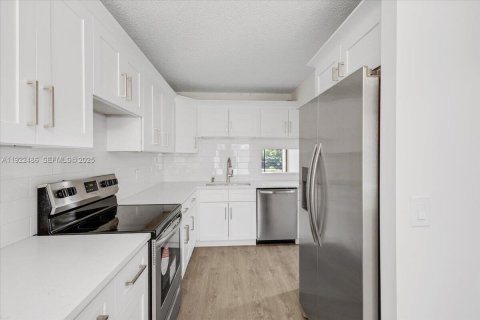 Condominio en venta en Boynton Beach, Florida, 2 dormitorios, 116.31 m2 № 1976952 - foto 6