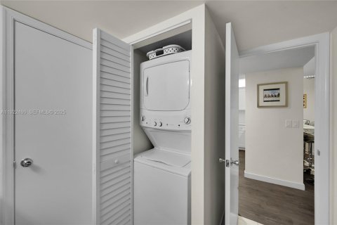 Condominio en venta en Boynton Beach, Florida, 2 dormitorios, 116.31 m2 № 1976952 - foto 27