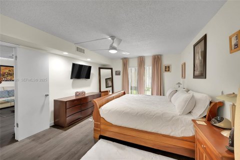 Condominio en venta en Boynton Beach, Florida, 2 dormitorios, 116.31 m2 № 1976952 - foto 19