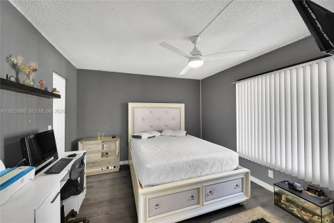 Condominio en venta en Boynton Beach, Florida, 2 dormitorios, 116.31 m2 № 1976952 - foto 21