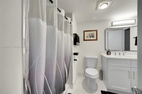 Condominio en venta en Boynton Beach, Florida, 2 dormitorios, 116.31 m2 № 1976952 - foto 26