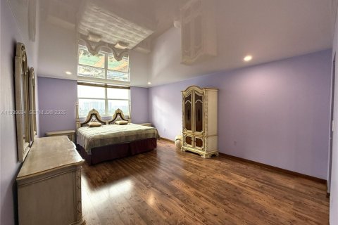 Condominio en venta en Hallandale Beach, Florida, 2 dormitorios, 126.35 m2 № 1997035 - foto 22