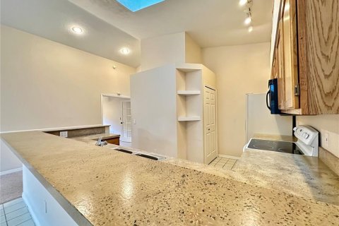 Casa en venta en Orlando, Florida, 4 dormitorios, 223.24 m2 № 1918596 - foto 12