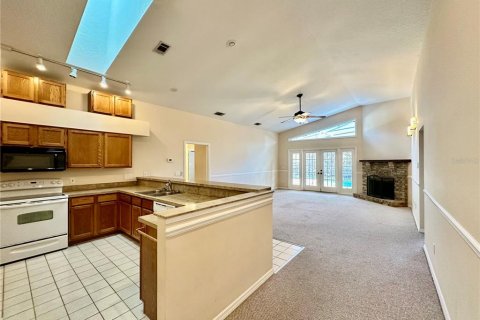 Casa en venta en Orlando, Florida, 4 dormitorios, 223.24 m2 № 1918596 - foto 9