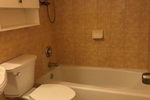 Apartment in Hollywood, Florida 2 bedrooms, 117.06 sq.m. № 2385563 - photo 5