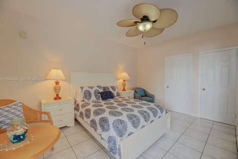 Condominio en alquiler en Hollywood, Florida, 1 dormitorio, 66.98 m2 № 2059984 - foto 10
