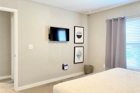 Touwnhouse à vendre à Kissimmee, Floride: 4 chambres, 162.76 m2 № 2410369 - photo 10