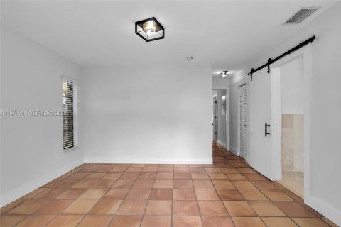 Duplex in Miami, Florida 2 bedrooms, 109.16 sq.m. № 2040947 - photo 18