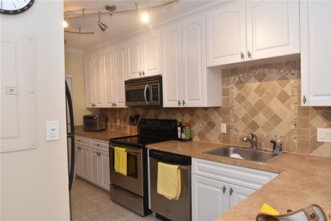 Copropriété à louer à Sarasota, Floride: 2 chambres, 92.07 m2 № 2145046 - photo 5