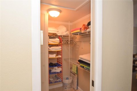 Copropriété à louer à Sarasota, Floride: 2 chambres, 92.07 m2 № 2145046 - photo 10