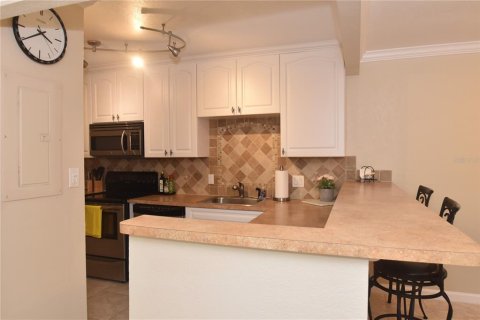 Copropriété à louer à Sarasota, Floride: 2 chambres, 92.07 m2 № 2145046 - photo 2