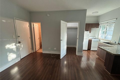 Appartement à louer à Miami Beach, Floride: 26.94 m2 № 2051514 - photo 8