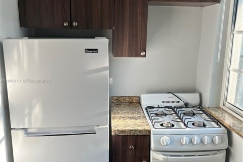 Appartement à louer à Miami Beach, Floride: 26.94 m2 № 2051514 - photo 7