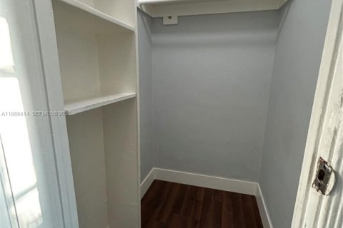 Appartement à louer à Miami Beach, Floride: 26.94 m2 № 2051514 - photo 9