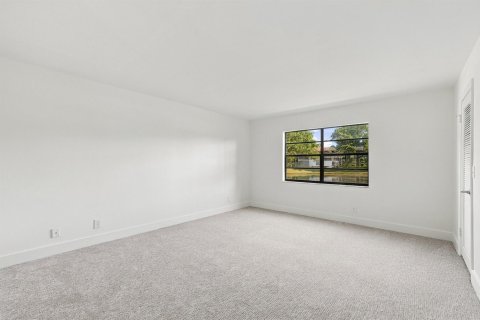Copropriété à vendre à Boca Raton, Floride: 2 chambres, 117.61 m2 № 2415656 - photo 12
