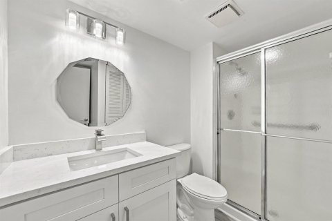 Copropriété à vendre à Boca Raton, Floride: 2 chambres, 117.61 m2 № 2415656 - photo 13
