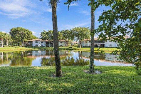 Copropriété à vendre à Boca Raton, Floride: 2 chambres, 117.61 m2 № 2415656 - photo 22