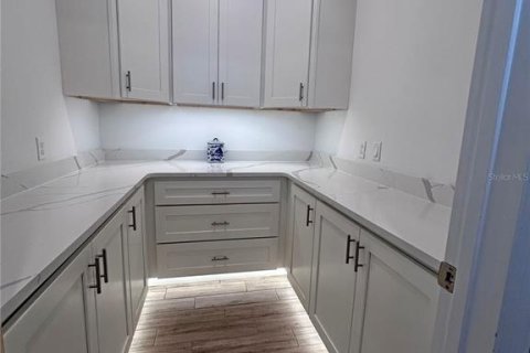 Villa ou maison à vendre à Ocala, Floride: 4 chambres, 360.27 m2 № 1856361 - photo 8