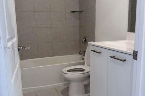 Купить таунхаус в Майами, Флорида 3 спальни, 129.41м2, № 2057294 - фото 19