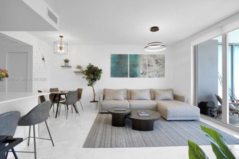 Condominio en venta en Miami, Florida, 1 dormitorio, 69.21 m2 № 2033177 - foto 7