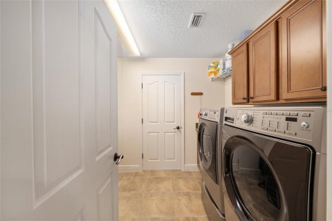 Casa en venta en The Villages, Florida, 3 dormitorios, 180.14 m2 № 2157667 - foto 29