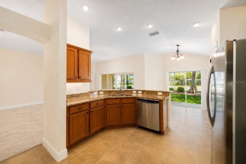 Casa en venta en The Villages, Florida, 3 dormitorios, 180.14 m2 № 2157667 - foto 14