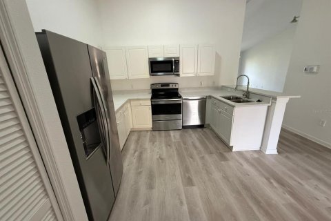 Купить кондоминиум в Киссимми, Флорида 5 комнат, 111.67м2, № 1901274 - фото 14