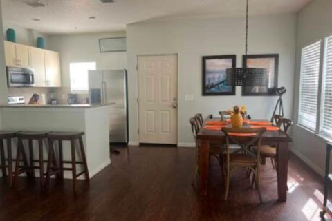 Touwnhouse à vendre à Kissimmee, Floride: 4 chambres, 157.38 m2 № 2345131 - photo 9