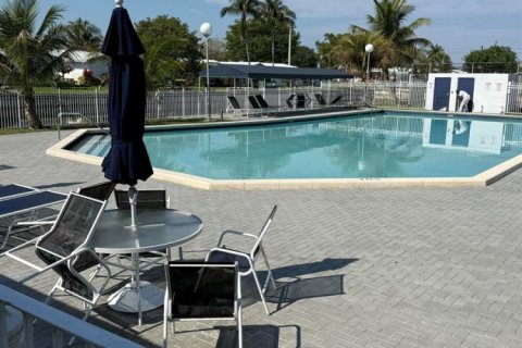 Copropriété à vendre à Tamarac, Floride: 1 chambre, 74.32 m2 № 2146527 - photo 6