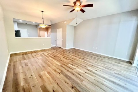 Townhouse in Wesley Chapel, Florida 3 bedrooms, 147.53 sq.m. № 1657690 - photo 21