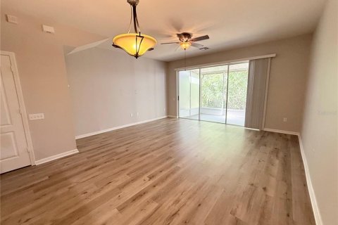 Townhouse in Wesley Chapel, Florida 3 bedrooms, 147.53 sq.m. № 1657690 - photo 19