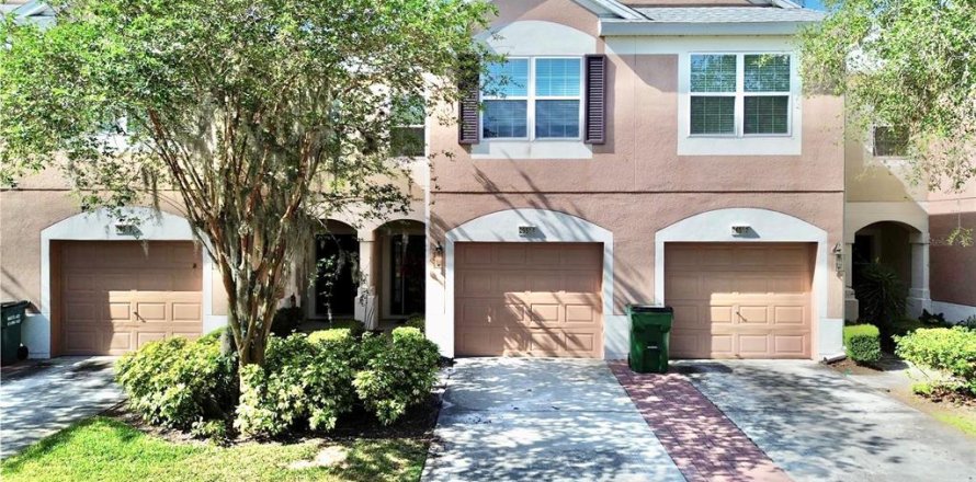 Townhouse in Wesley Chapel, Florida 3 bedrooms, 147.53 sq.m. № 1657690