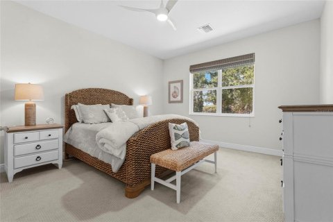Duplex in Sarasota, Florida 2 bedrooms, 151.8 sq.m. № 2100497 - photo 5