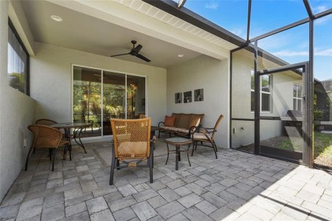 Duplex in Sarasota, Florida 2 bedrooms, 151.8 sq.m. № 2100497 - photo 8