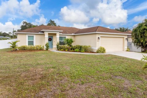 Villa ou maison à North Port, Floride 3 chambres, 112.88 m2 № 2147790