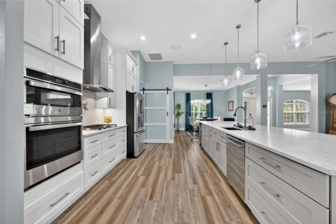 House in Port Charlotte, Florida 4 bedrooms, 213.58 sq.m. № 2132373 - photo 17