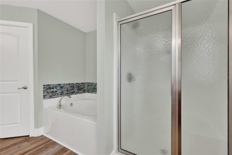 House in Port Charlotte, Florida 4 bedrooms, 213.58 sq.m. № 2132373 - photo 30