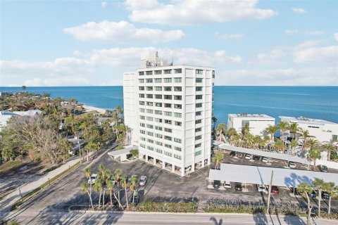 Купить кондоминиум в Сарасота, Флорида 5 комнат, 76.18м2, № 1585660 - фото 1