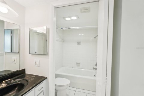 Купить кондоминиум в Сарасота, Флорида 5 комнат, 76.18м2, № 1585660 - фото 22