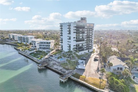 Купить кондоминиум в Сарасота, Флорида 5 комнат, 76.18м2, № 1585660 - фото 5