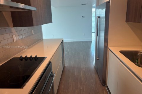 Copropriété à vendre à Bay Harbor Islands, Floride: 2 chambres, 111.02 m2 № 1966815 - photo 9