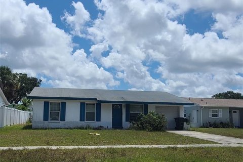 House in Largo, Florida 3 bedrooms, 88.91 sq.m. № 1761551 - photo 6