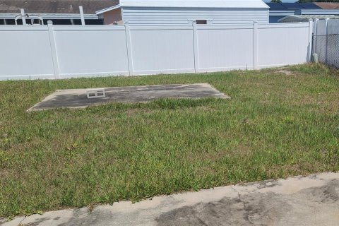 House in Largo, Florida 3 bedrooms, 88.91 sq.m. № 1761551 - photo 24