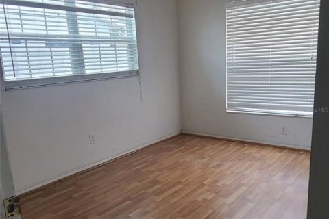 House in Largo, Florida 3 bedrooms, 88.91 sq.m. № 1761551 - photo 25