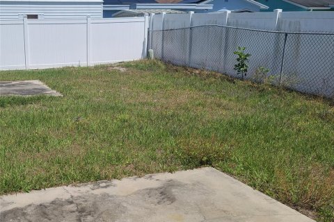 House in Largo, Florida 3 bedrooms, 88.91 sq.m. № 1761551 - photo 20