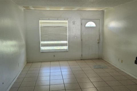 House in Largo, Florida 3 bedrooms, 88.91 sq.m. № 1761551 - photo 2